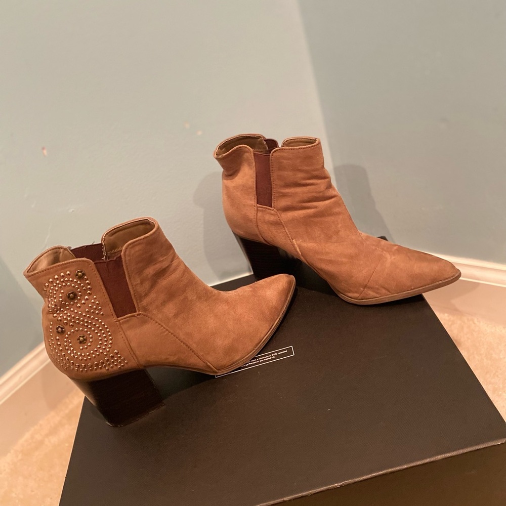 Boots - Picture 1 of 9